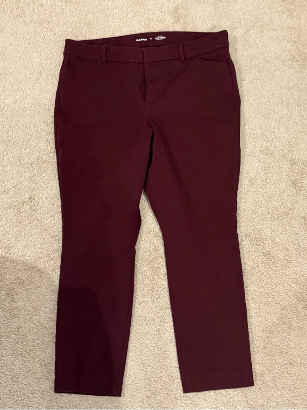 Old Navy Pixie Skinny Pants in Burgundy